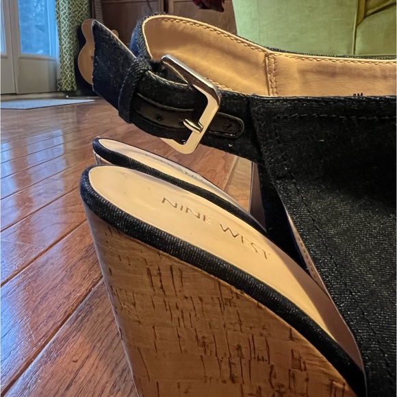 Nine West Denim Peep Toe Wedge size 8 - Picture 5 of 5